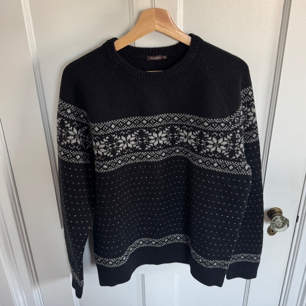 J. McLaughlin Men’s Dark Grey Lambswool Sweater - Size Medium